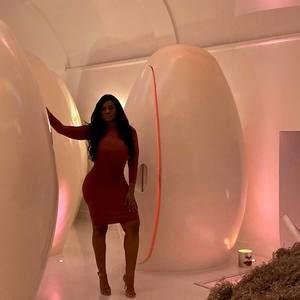 Meet your Posher, Renee